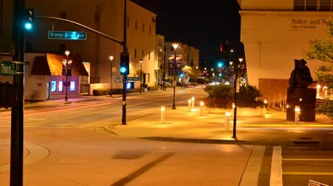 Night traffic in small town Time Lapse HD1080 動画素材 8995113