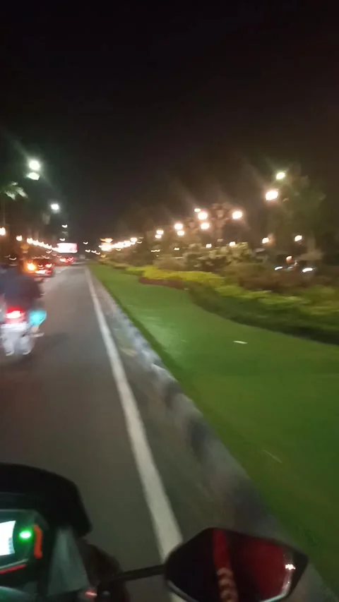 Night trip around the city. Stock Footage 279116071