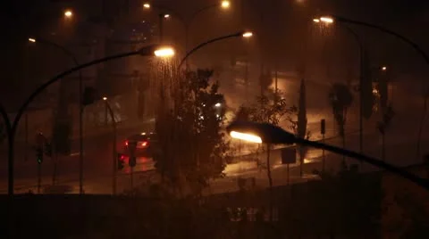 Night under the rain Video stock 8908886