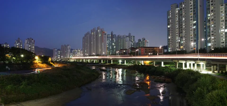 The night view of Anyang River is beautiful. Stock Photos