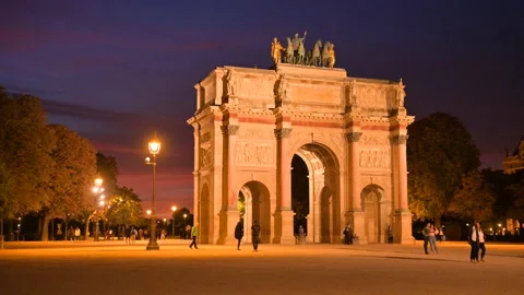 Night view to the Arc de Triomphe du Carrousel, Paris, France Video stock 119545851