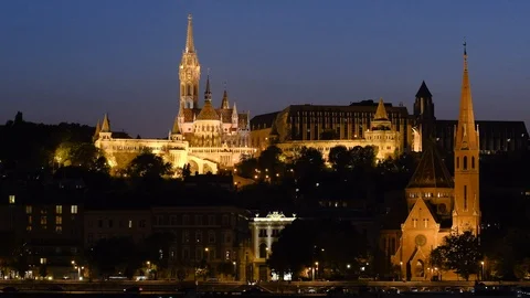 Night view of Buda part of Budapest 스톡 동영상 99185219