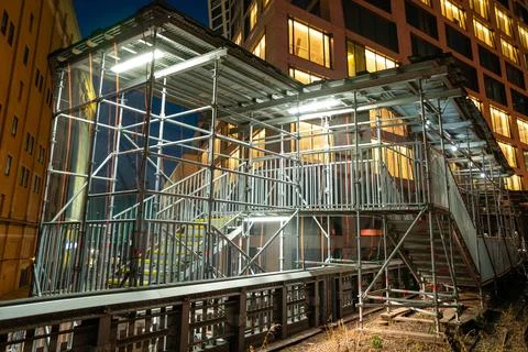 Night view of the construction fixture on elevated High Line Park Stock Photos