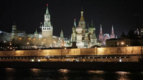 Night view of the Kremlin from quay 01 Video stock 36483414