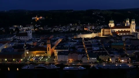 Night view of Passau, Germany. 库存影片 99549171