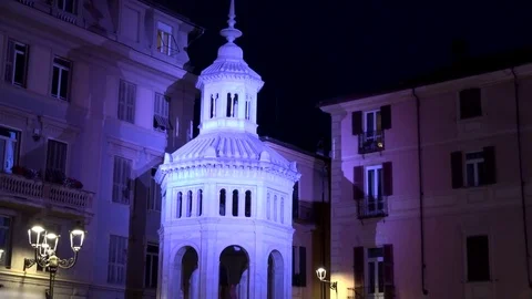 Night view of the source of hot water called La Bollentein Acqui Terme Stock Footage 85320188
