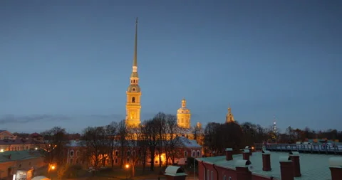 Night view of St. Peter and Paul Cathedral in Saint-Petersburg, Russia Video stock 97033455