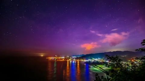 Night view with stars and clouds at Janghohang Port 库存影片 145703233