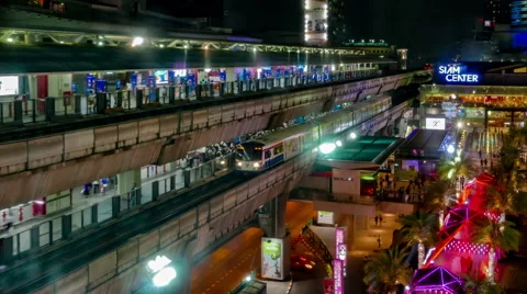 Night view Timelapse of Siam BTS Skytrain Station. Stock Footage 68850813