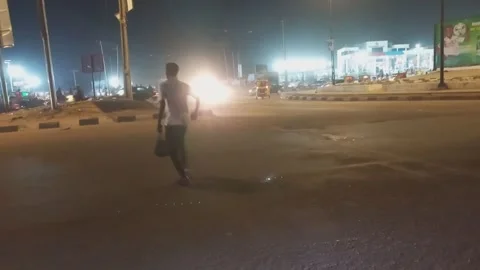 Night View of Yankaba Roundabout on Hadejia Road Bypass, Kano, Nigeria 動画素材 321458449