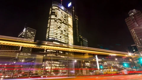 Night Warshava traffic loop time lapse Stock Footage 72934069