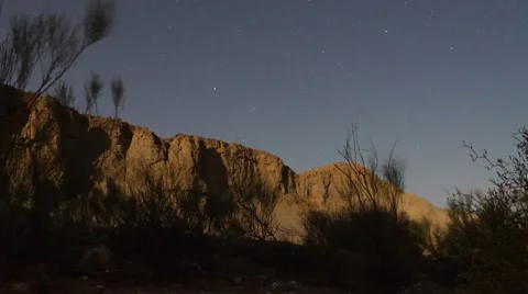 Nightlapse in a canyon Spain 動画素材 63144582