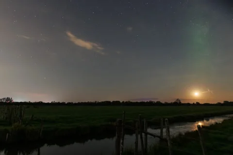 Nightlapse et son coucher de Lune Video stock 322189357