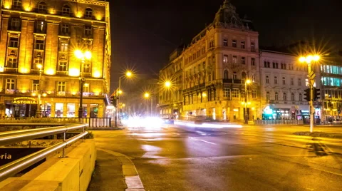 Nightly traffic in Budapest 스톡 동영상 58608710