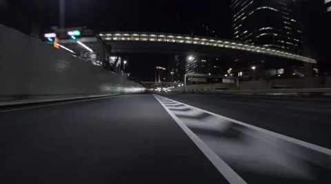 Nightscape drive through modern creations at Odaiba on the Bayshore Highway. Vídeos de archivo 61514341