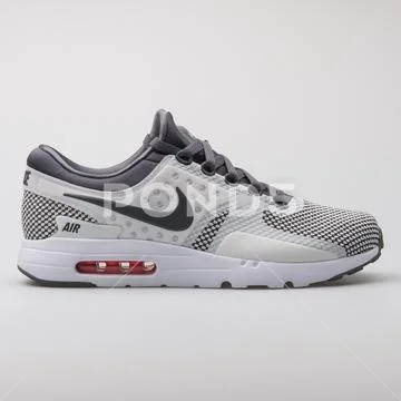 Nike Air Max Zero Essential dark grey sneaker Stock Photos