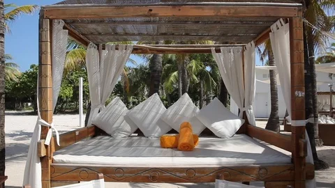 Nikki Beach Cabana Vídeos de archivo 98615391