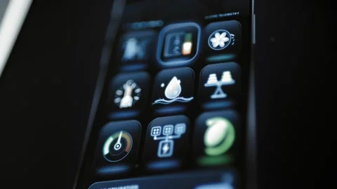 Nine utility controls accompany 71 percent utilization 库存影片 344847897