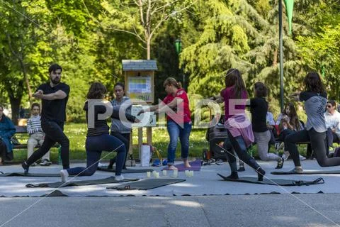 Nirvana fitness with music class on the street Stock Photos