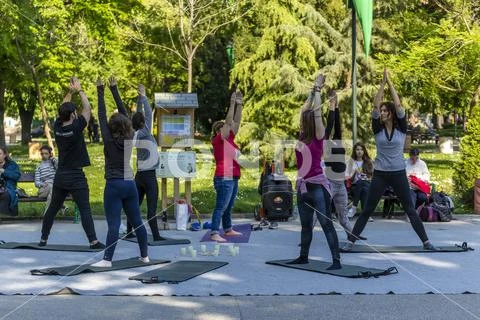 Nirvana fitness with music class on the street Stock Photos