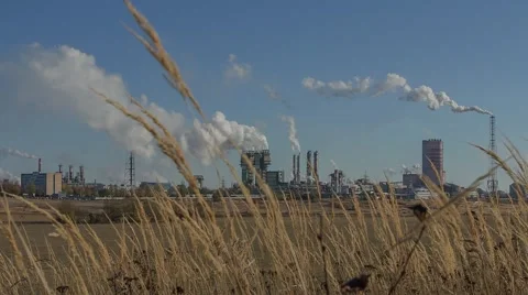 Nitrogen fertilizer plant Stock Footage 56353192
