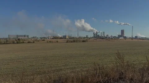 Nitrogen fertilizer plant Stock Footage 56353228