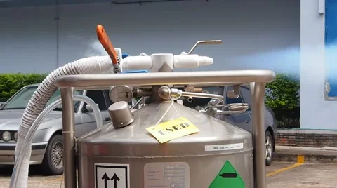 Nitrogen gas transfer Stock Footage 45426830