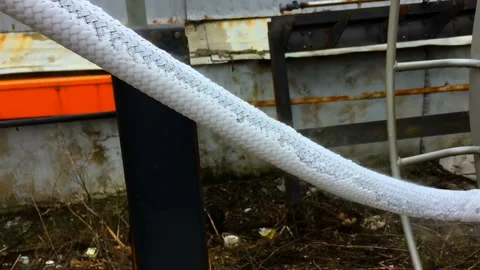 Nitrogen pumping hose Video stock 90511813