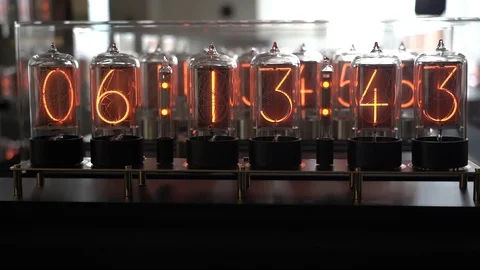 Nixie tube retro electronic clock numbers, cold cathode display, glow discharge 스톡 동영상 105262272