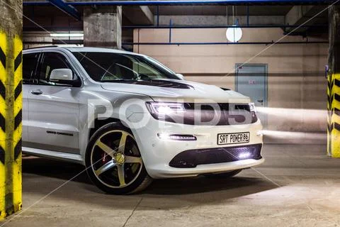Nizhnevartovsk, Russia - August 12, 2016: Jeep Grand Cherokee SRT Stock Photos