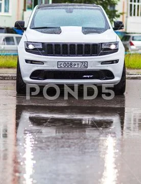 Nizhnevartovsk, Russia - Jule 1, 2017: Jeep Grand Cherokee SRT Stock Photos