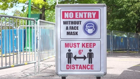 No Entry Without Mask social distancing sign 4k 库存影片 146360507