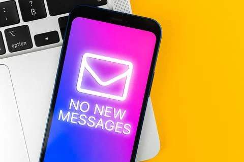 No new message text notification on a mobile phone screen close-up view. Busi Stock Photos