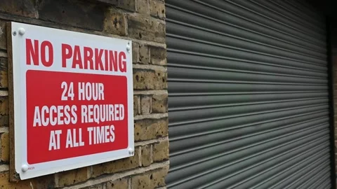 No Parking, Access Required At All Times Vídeos de archivo 271616621