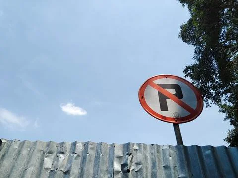 No Parking Stock Photos