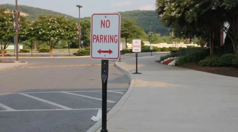 "No Parking" sign Stock Footage 53200481