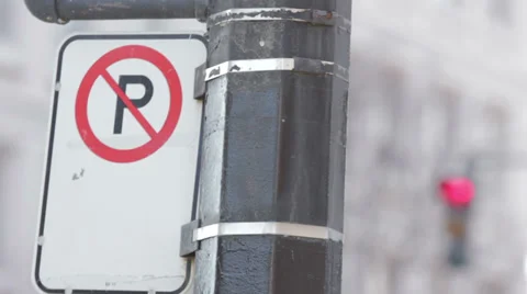 No parking sing with green light Stock Footage 39501368