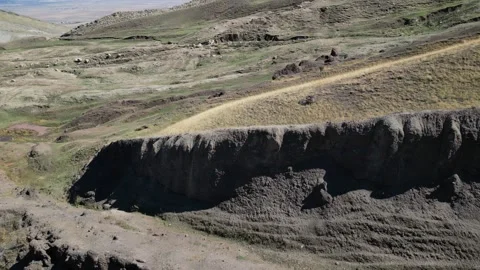 Noah's Ark, Extended Close-Up Drone, Mount Ararat, Durupınar site, Turkiye 4K Vidéo 346982184
