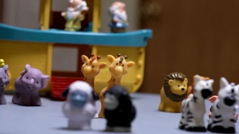 NOAHS ARK TOY SET 스톡 동영상 105421567