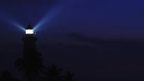 Nocturnal Lighthouse Beam Видео 339273087
