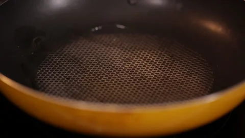 Non stick hot pot cold oil (4) Stock Footage 202156592