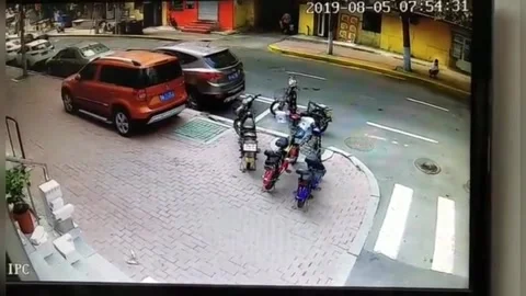 Noodle bar in northern China explodes injuring two and damaging vehicles Stock Footage 272974330