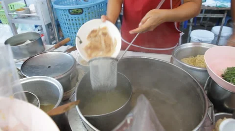 Noodle cooking 스톡 동영상 45121892