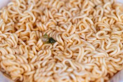 Noodle surface pattern. Highresolution seamless image of flavored instant noodle Foto stock
