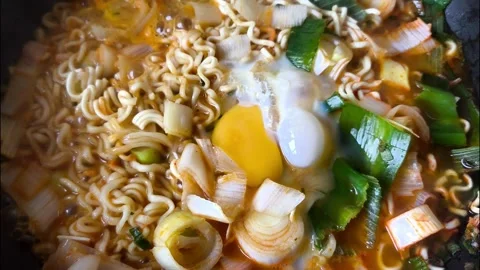 Noodles Vídeo Stock 334119238