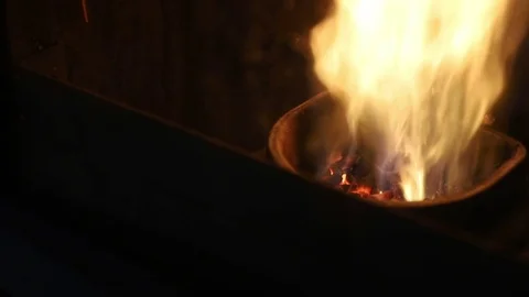 Normal fire in a stove burning pellets 스톡 동영상 82930568