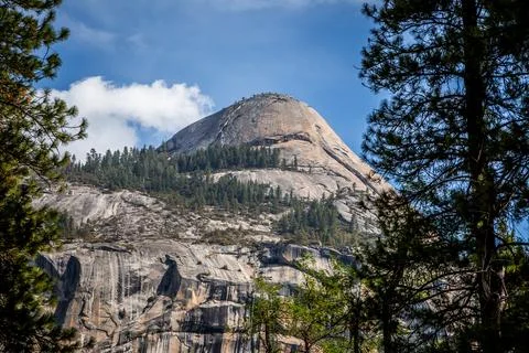 North Dome through the Forest View, Yosemite National Park, California Stock-Fotos