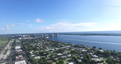 North Palm Beach Lighthouse Drive North East Crane Down Stock Footage 65049396