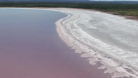 Northern Territory, Australia - 12 18, 2024: Lake Amadeus salty mud basin Stock-Footage 332875053