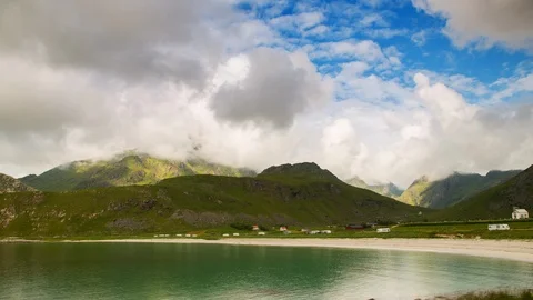 Norway, Lofoten. timelapse at beach with clouds moving fast Stockbeeldmateriaal 87147701
